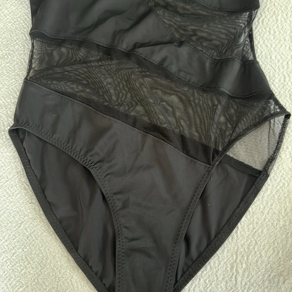 Normal Kamali Snake Mesh One shoulder Swimsuit, size Large, $265